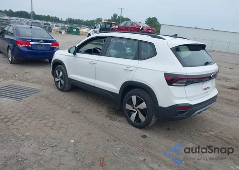 2025 Volkswagen Taos 1.5T S z USA, uszkodzony, nr VIN 3VV8C7B22SM031852